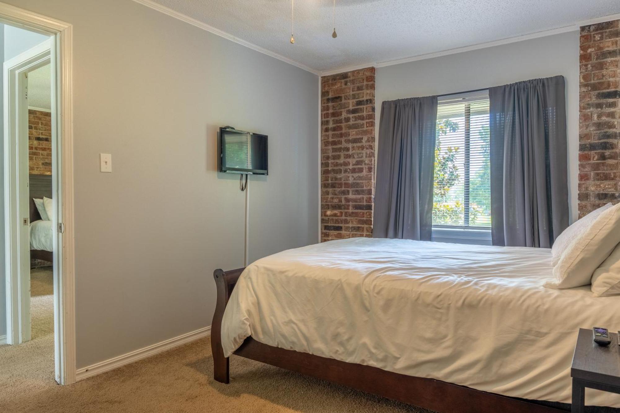 Willow Way: Cozy Retreat Fort Smith Bagian luar foto