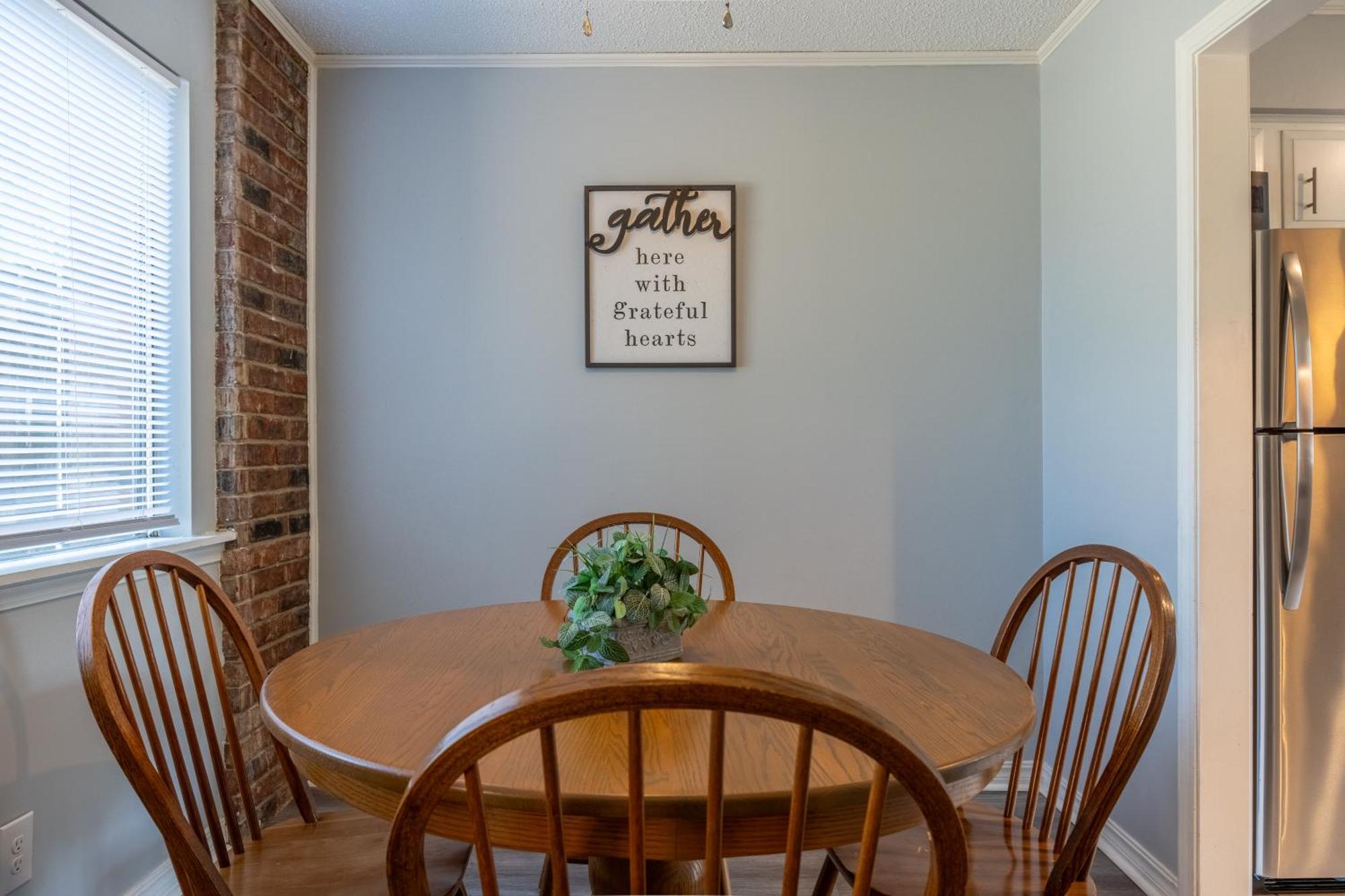 Willow Way: Cozy Retreat Fort Smith Bagian luar foto