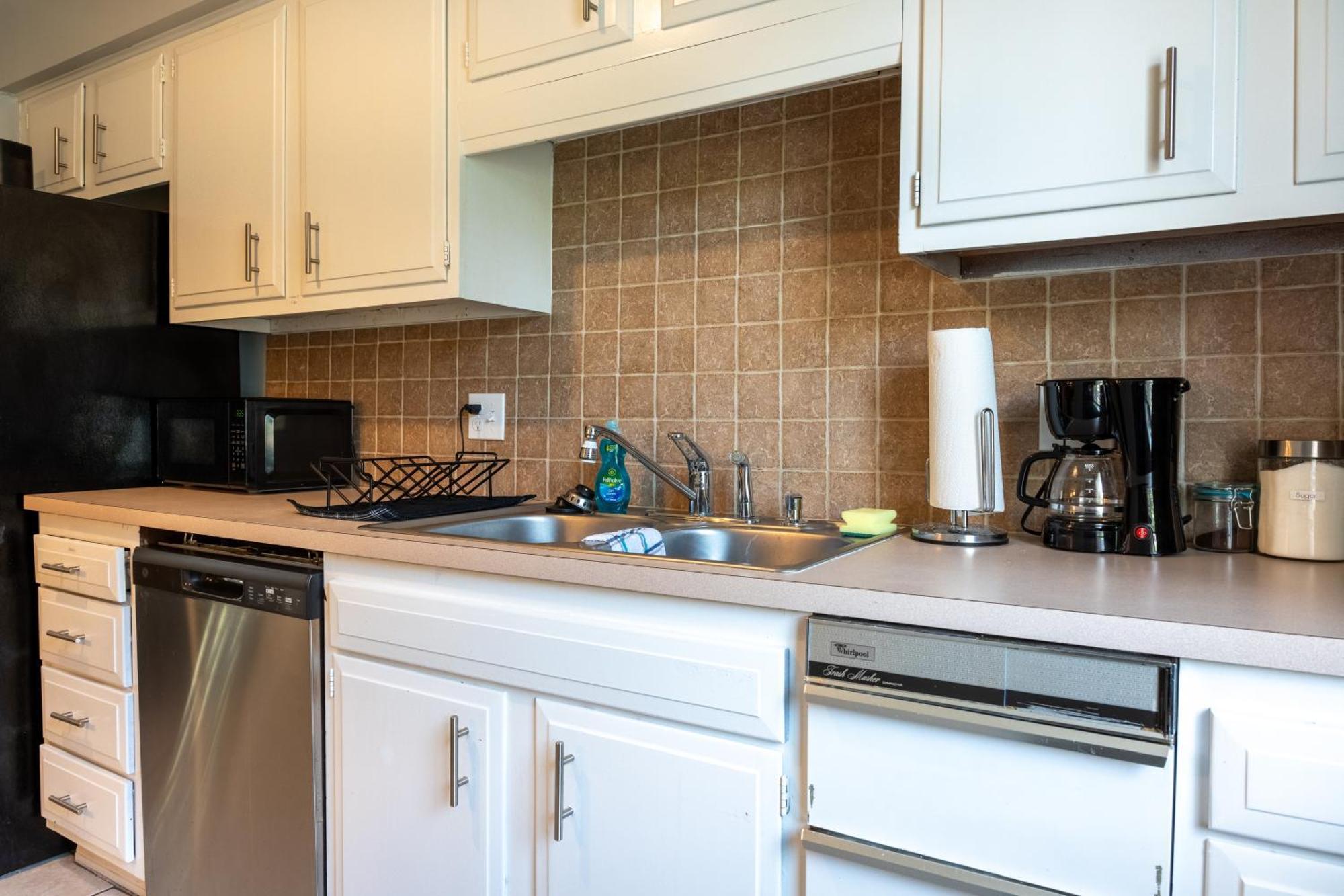Willow Way: Cozy Retreat Fort Smith Bagian luar foto