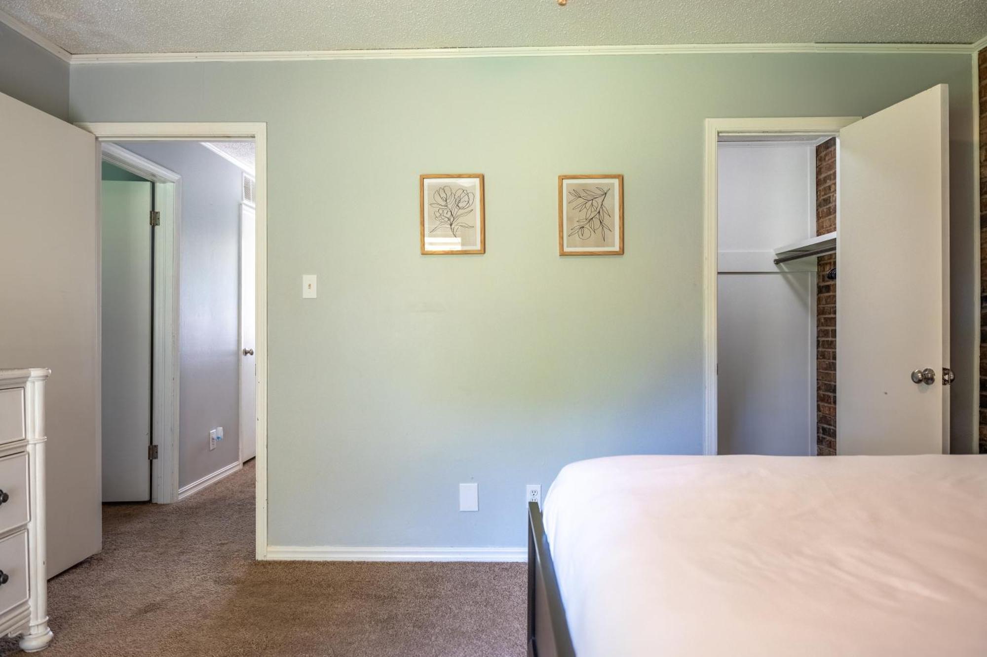 Willow Way: Cozy Retreat Fort Smith Bagian luar foto